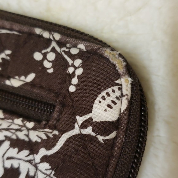 Vera Bradley Wristlet - Picture 3 of 5